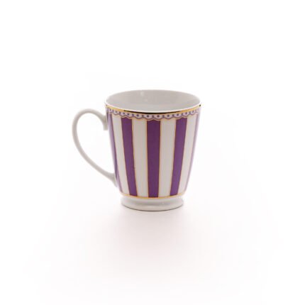 فنجان بنفسجي